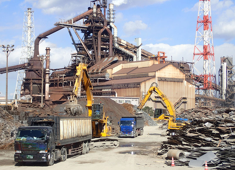 スクラップヤード作業 浅上重機作業株式会社